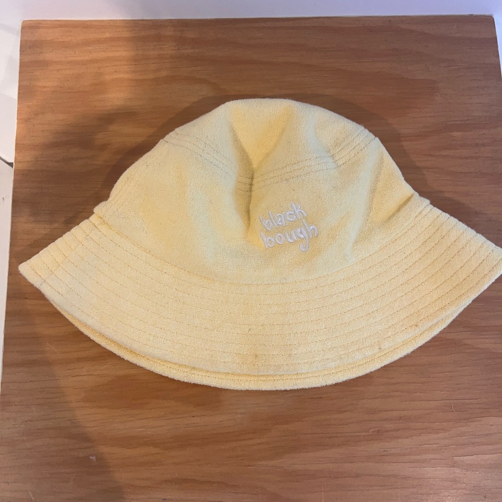 Blackbough Bucket Hat